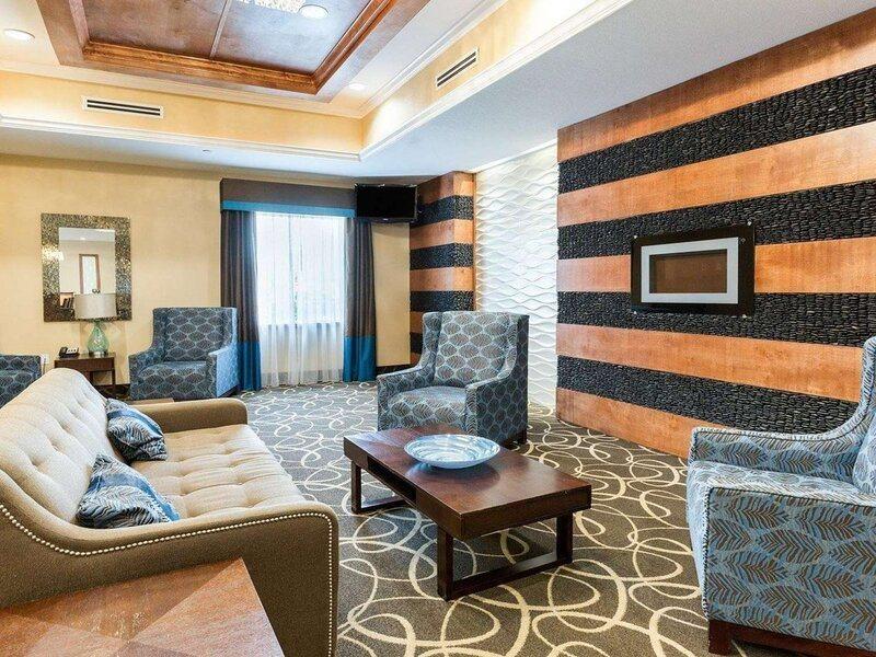 Comfort Suites At Katy Mills Buitenkant foto