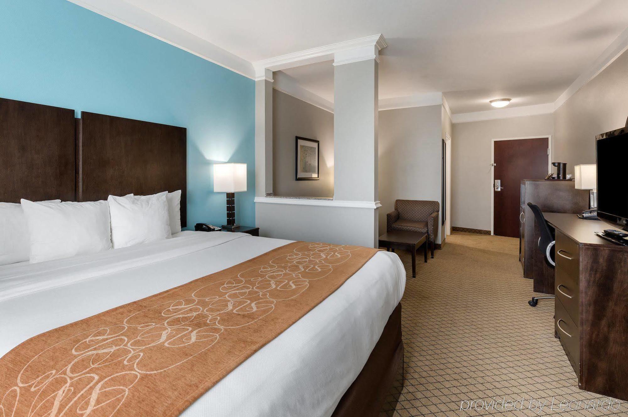 Comfort Suites At Katy Mills Buitenkant foto